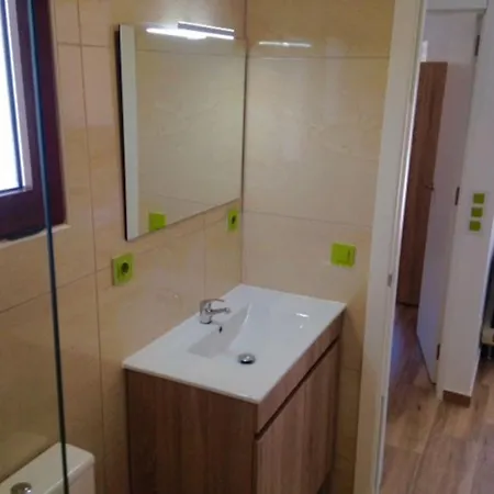 One Bedroom With Wifi At 3 Km Away From The Beach Апартаменты Портиман